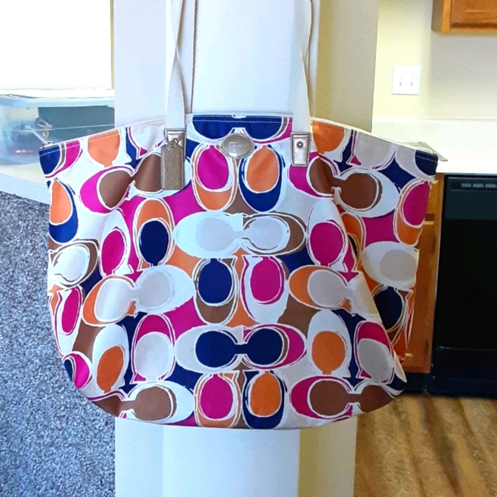 Coach Six Piece Set
